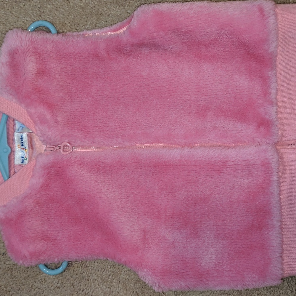 Girl's Pink Faux Fur Vest